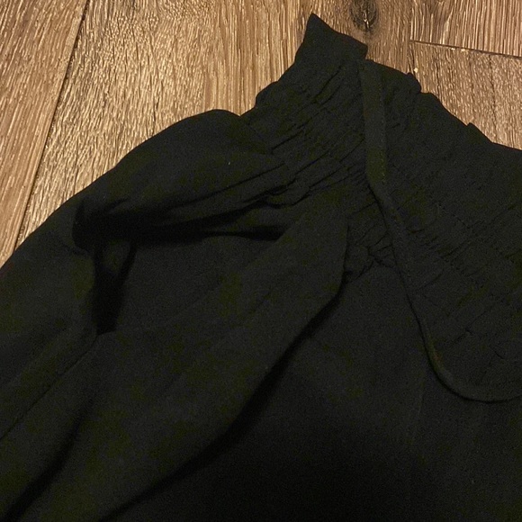 NWOT. Palazzo pants with drawstring. - Picture 4 of 4